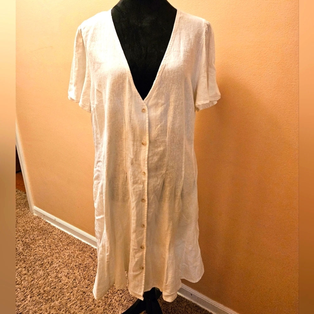 Universal Thread White Button-Down Dress with Pockets